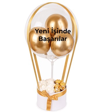Balonlu Yuvarlak Beyaz Kutuda Çikolatalı Yapay Beyaz Gül